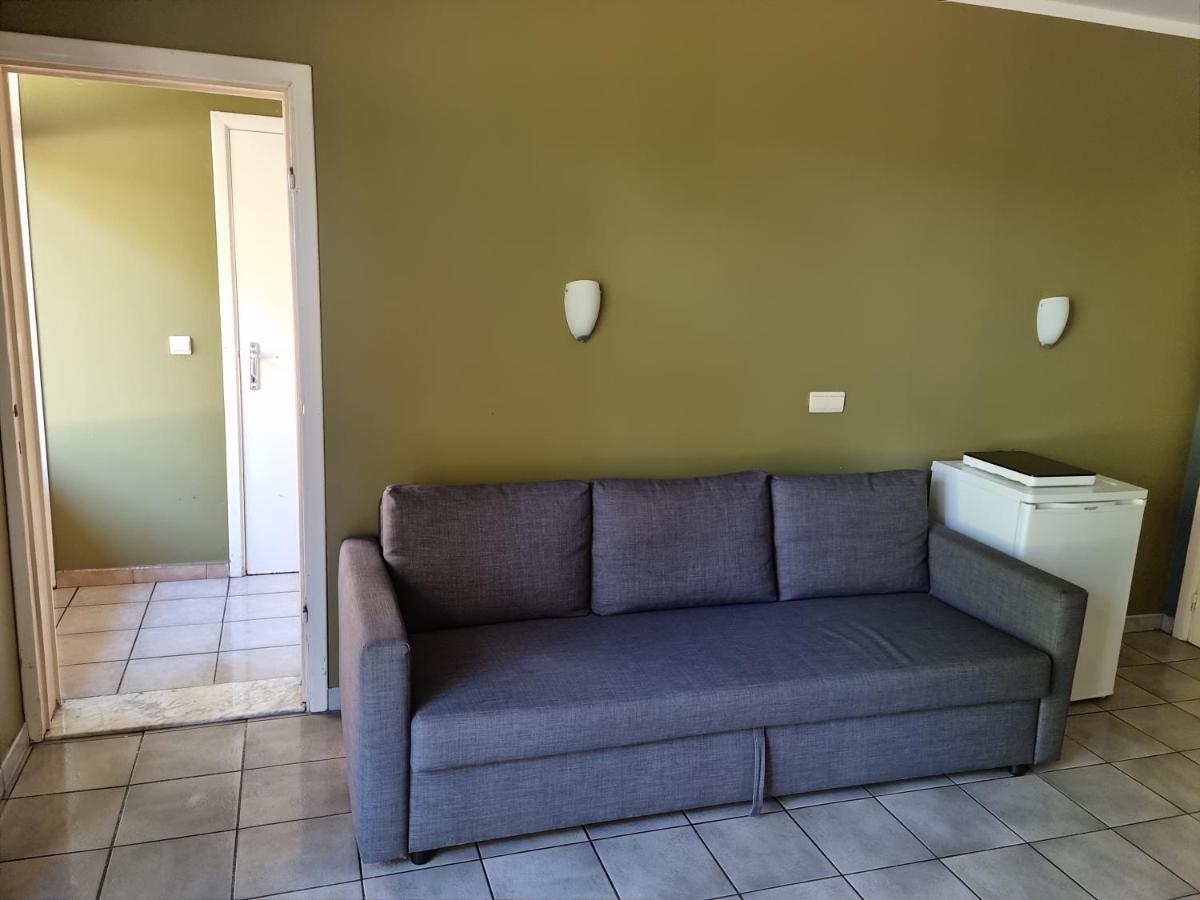 Logies Waasland Hotel Sint-Niklaas Bagian luar foto
