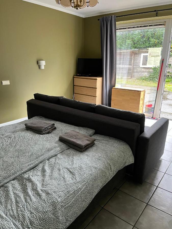 Logies Waasland Hotel Sint-Niklaas Bagian luar foto