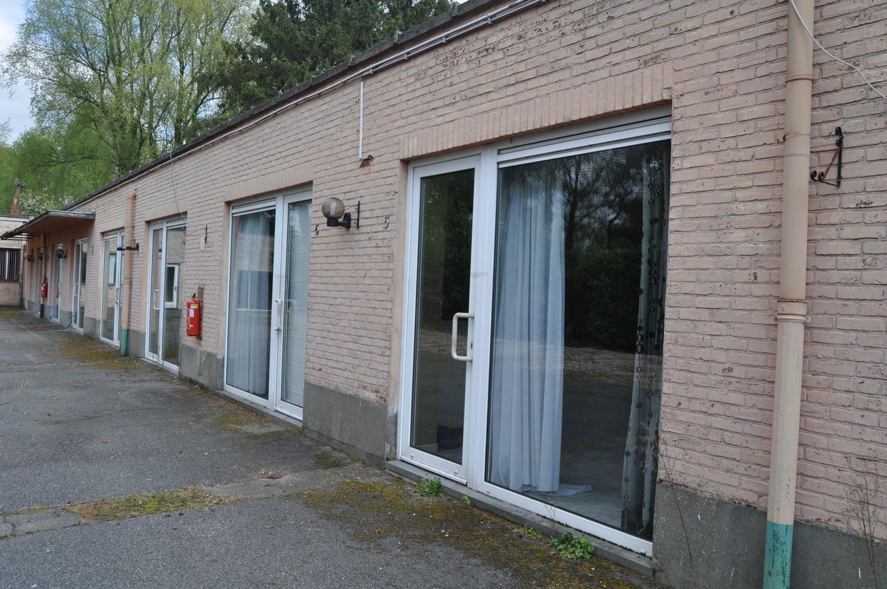 Logies Waasland Hotel Sint-Niklaas Bagian luar foto